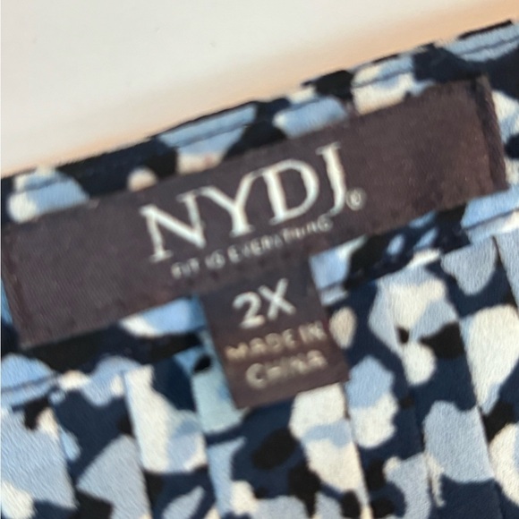 NYDJ Blue Black Abstract Print Blouse Women’s Plus Size 2X Long Sleeve - Picture 2 of 14
